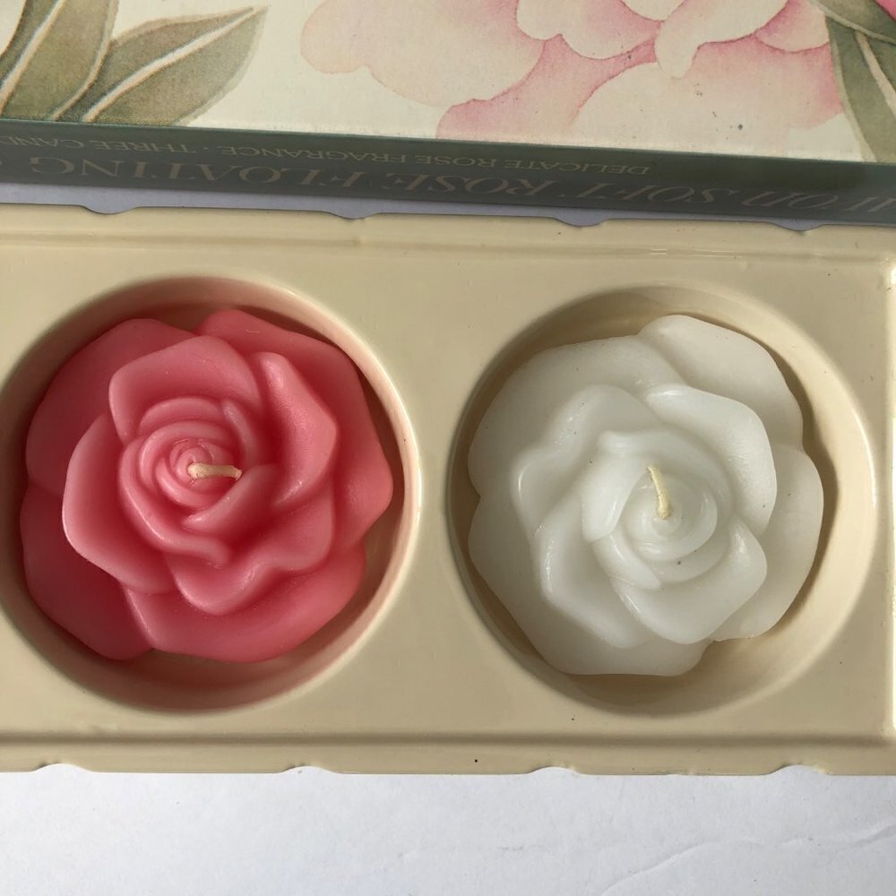 VINTAGE Avon Soft‎ Rose Floating Candles 3 Pc Set Fragrance New In Box Red Pink - Picture 3 of 7